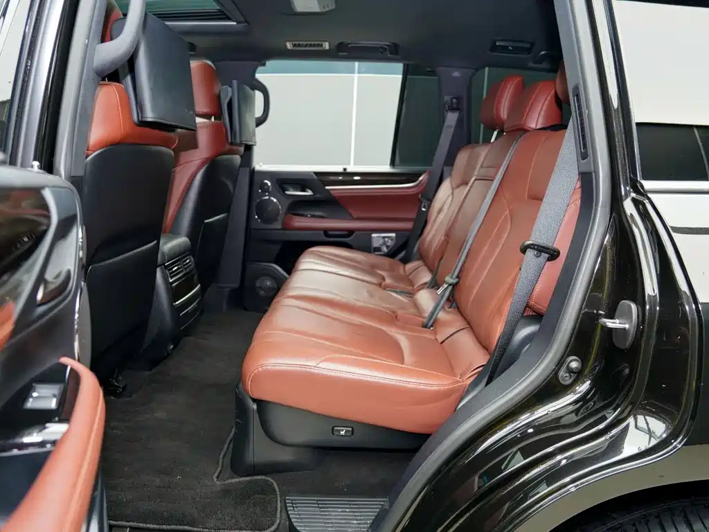 Lexus LX 2020 — фото 11