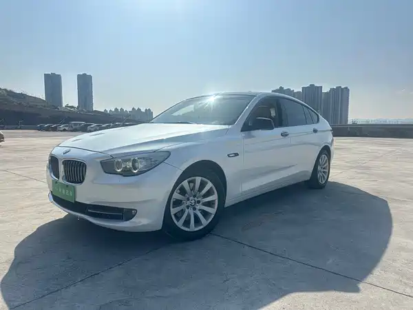 BMW 5 Series GT 2011