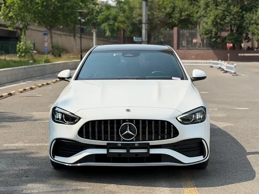 Mercedes-Benz C-Class 2022 — фото 1