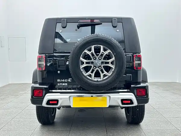 BAIC BJ40 2021