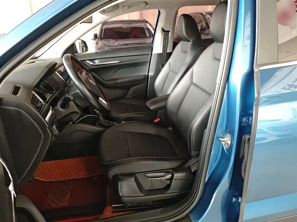 Skoda Kamiq 2021 — фото 11