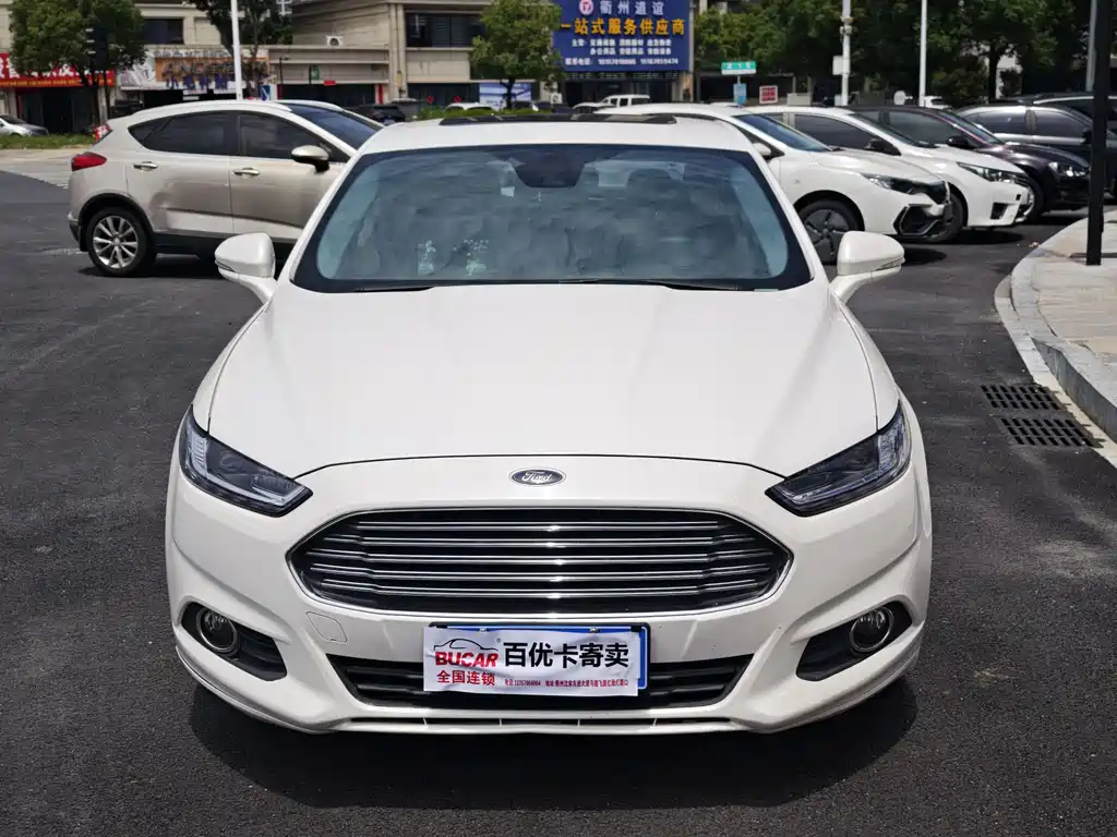 Ford Mondeo 2015 — фото 2