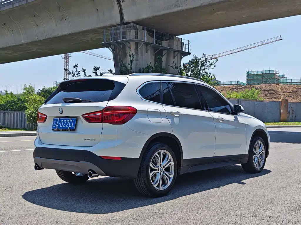 BMW X1 2019 — фото 6