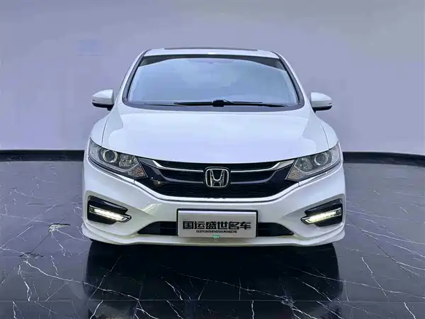 Honda Jade 2017