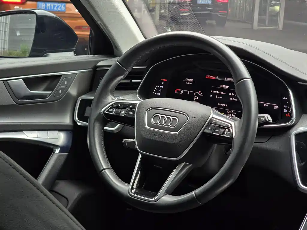 Audi A6 2022 — фото 17