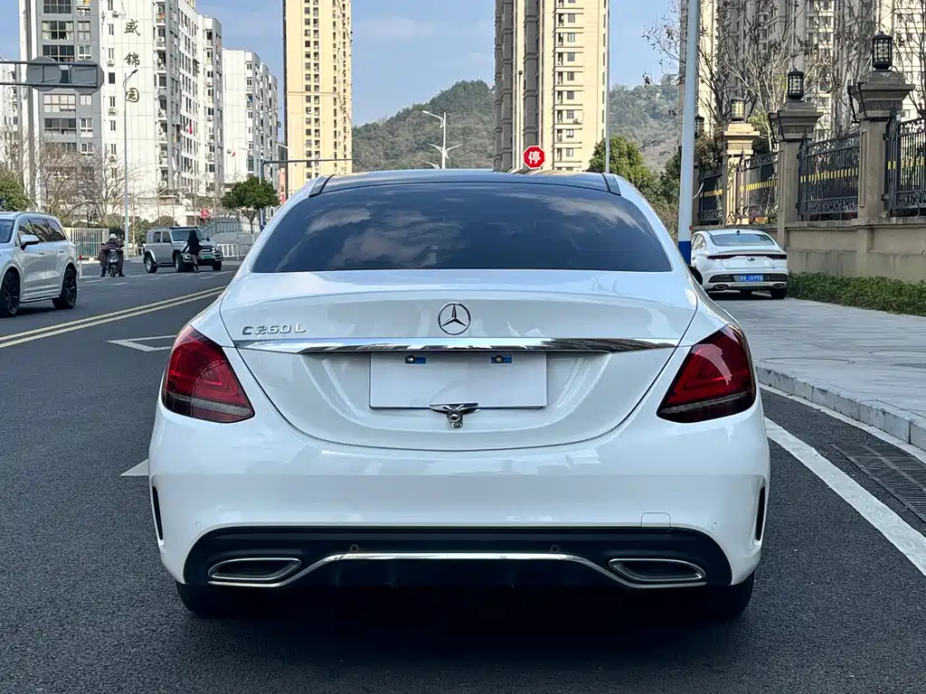 Mercedes-Benz C-Class 2020 — фото 14