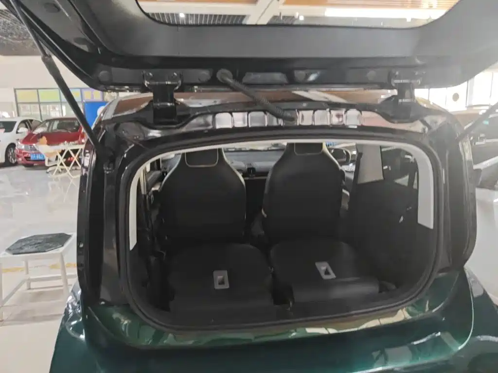 Baojun KiWi EV 2022 — фото 19