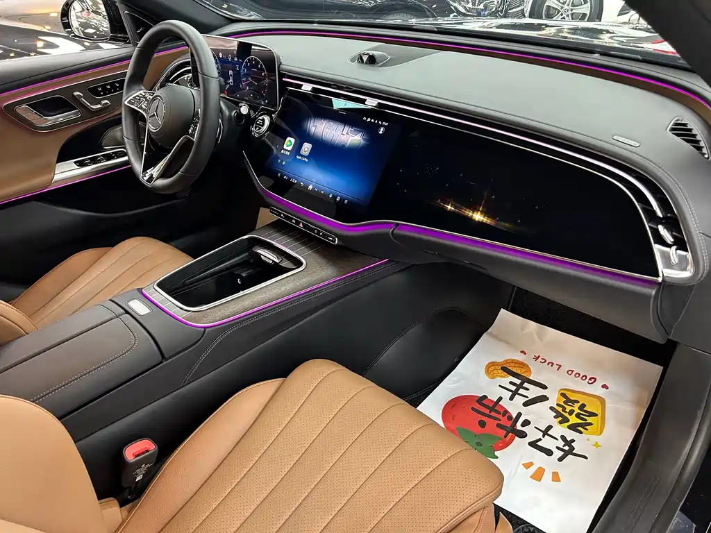 Mercedes-Benz E-Class 2025 — фото 13