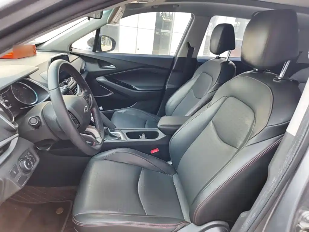 Chevrolet Orlando 2020 — фото 15