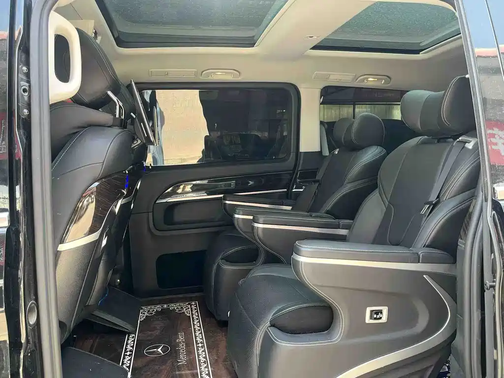 Mercedes-Benz V-Class 2020 — фото 4