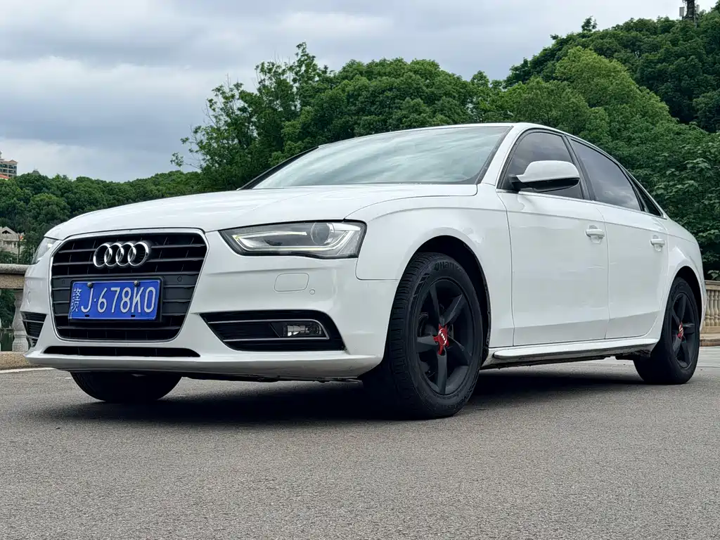 Audi A4L 2013
