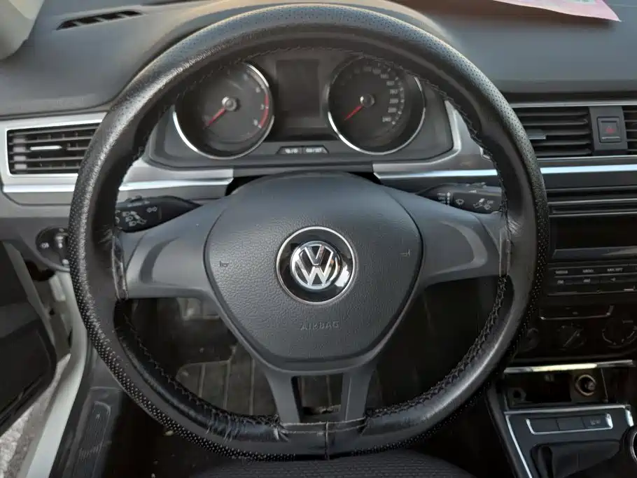 Volkswagen Bora 2019 — фото 15