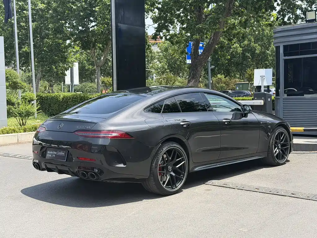 Mercedes-Benz AMG GT 2025 — фото 8