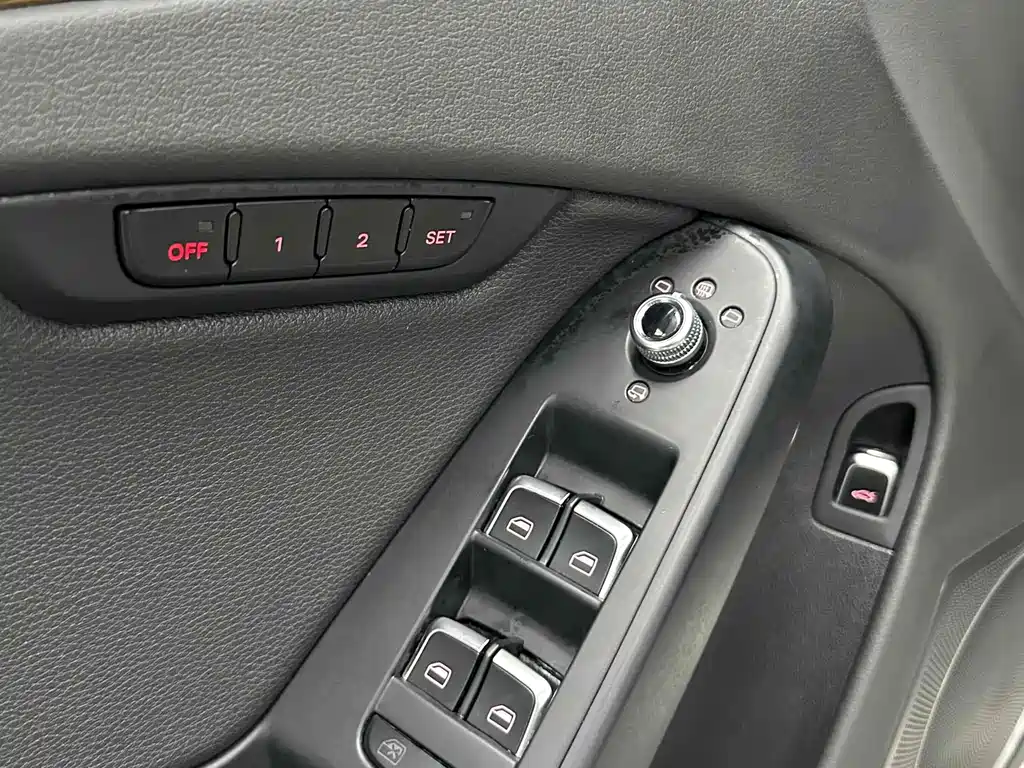 Audi A4L 2015 — фото 18