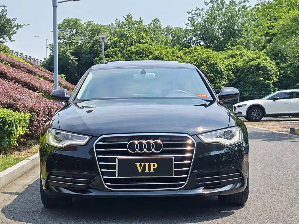 Audi A6L 2015 — фото 2
