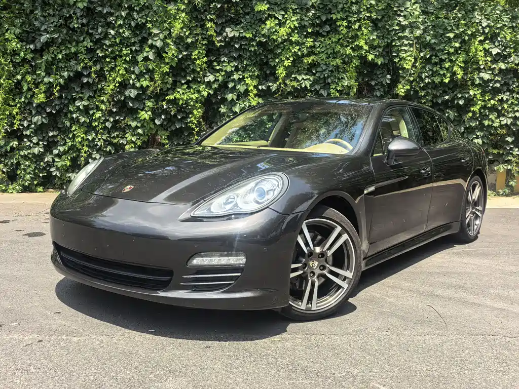 Porsche Panamera 2011