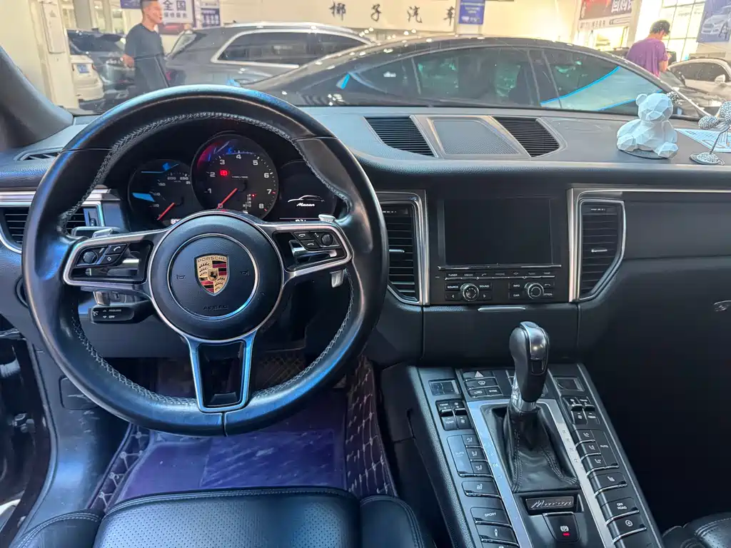 Porsche Macan 2016 — фото 8
