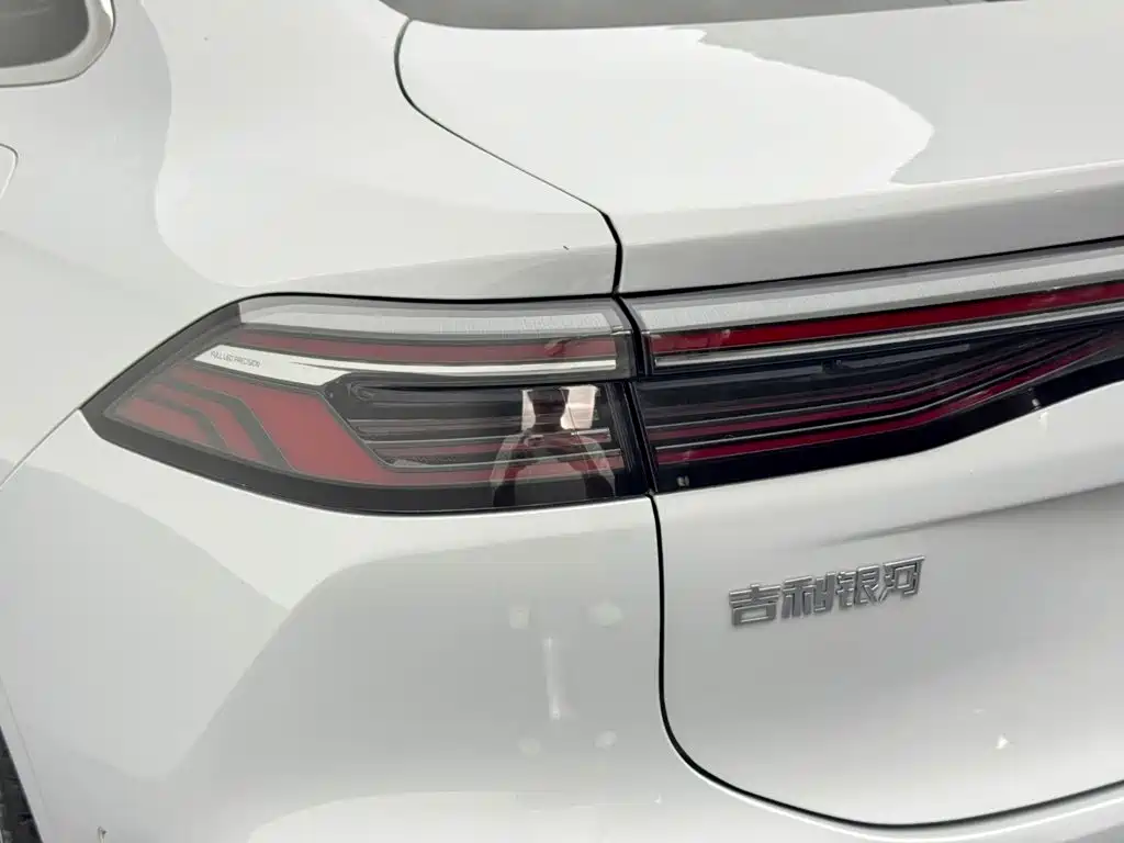 Geely Galaxy A7 EM 2025 — фото 19