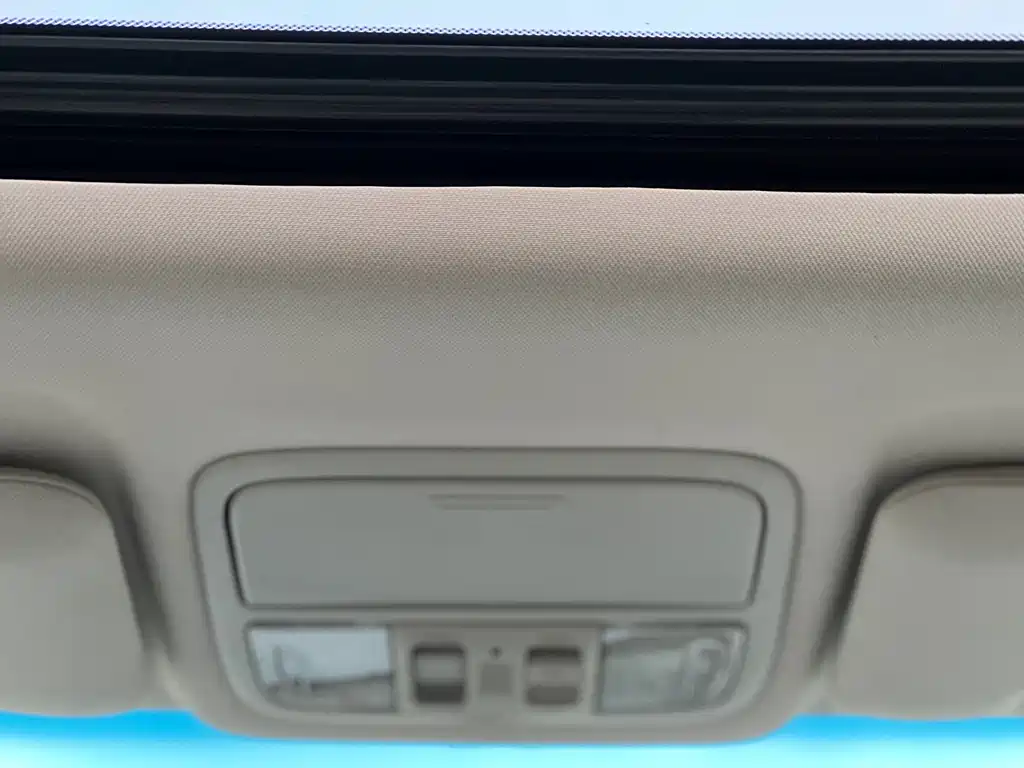 Honda Elysion 2015 — фото 31