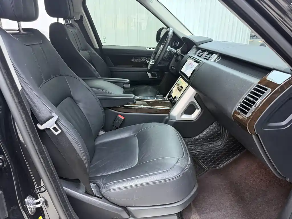 Land Rover Range Rover 2021 — фото 13