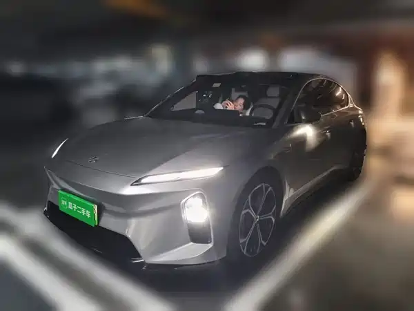 NIO ET5 2025