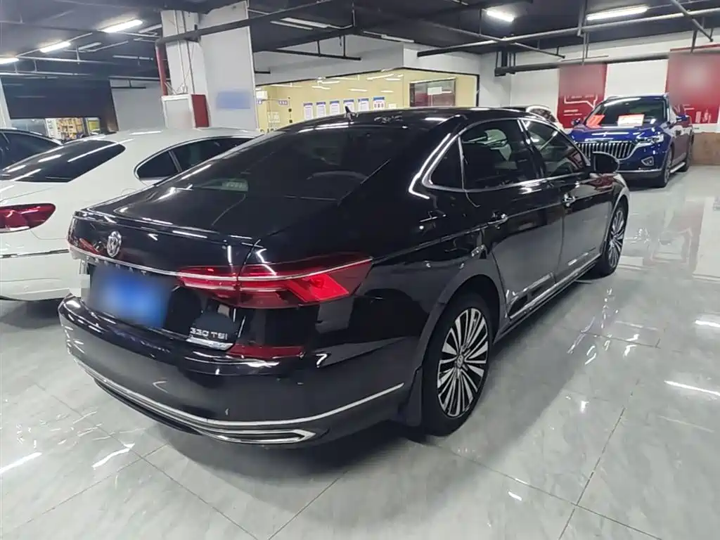 Volkswagen Passat 2019 — фото 7