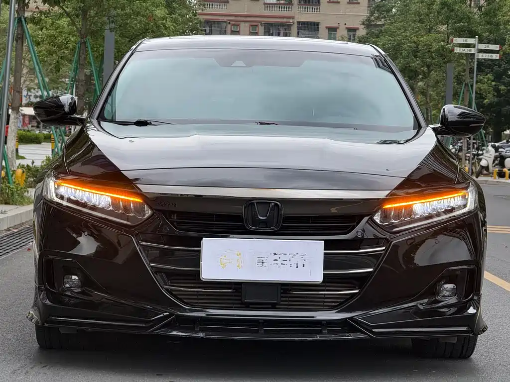 Honda Accord 2023 — фото 2