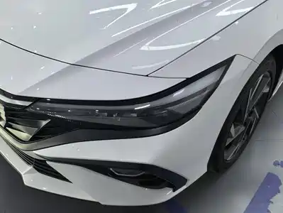 Hyundai Elantra 2023