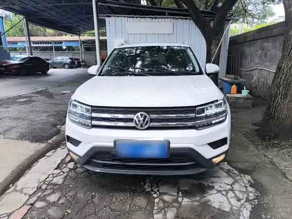Volkswagen Tharu 2020