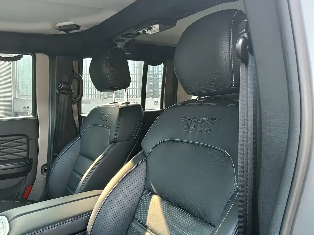 BAIC BJ40 2022 — фото 10