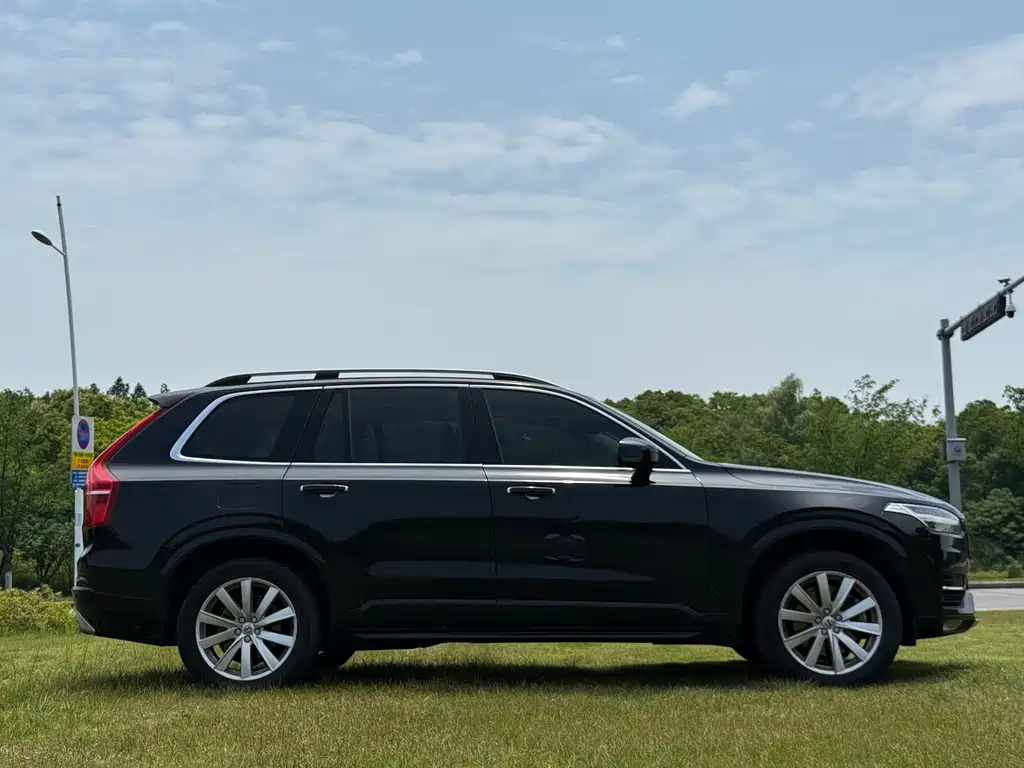 Volvo XC90 2018