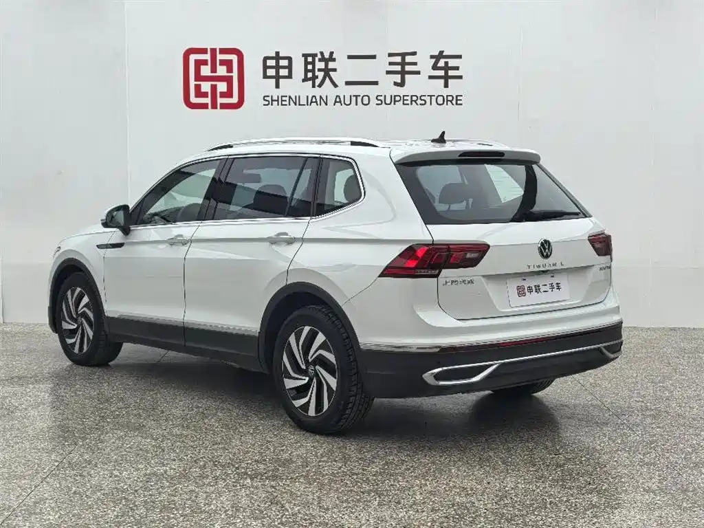 Volkswagen Tiguan L 2023