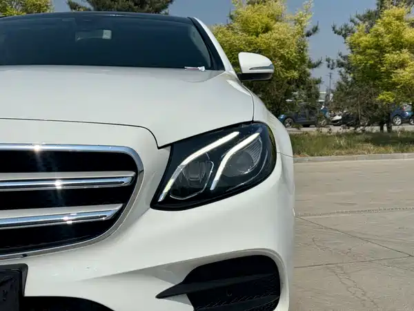 Mercedes-Benz E-Class 2018