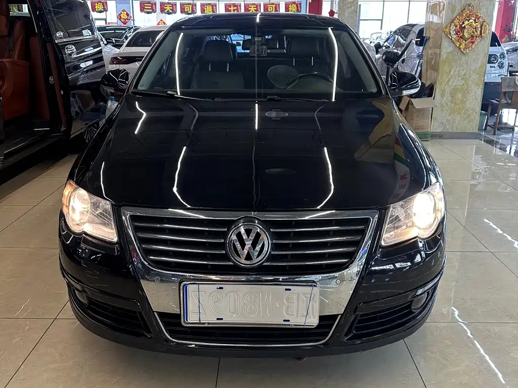 Volkswagen Magotan 2011