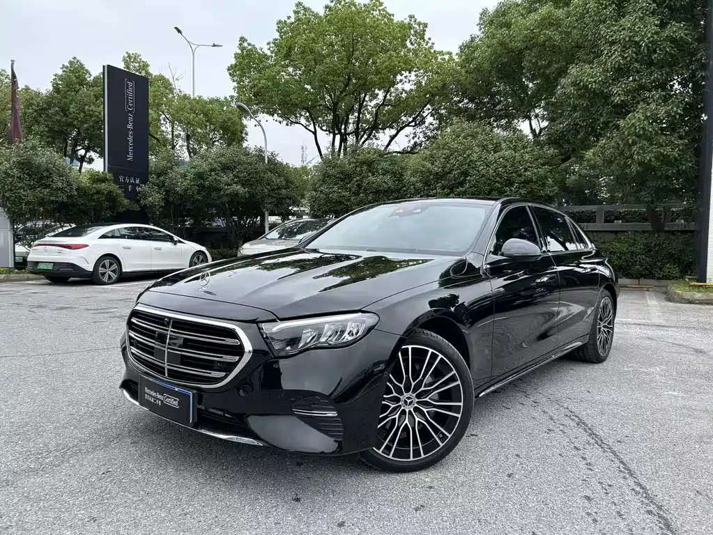 Mercedes-Benz E-Class 2025