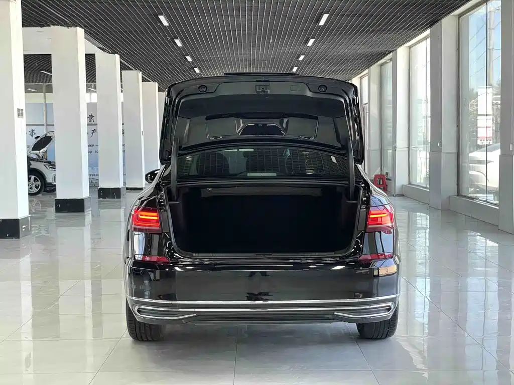 Volkswagen Passat 2023 — фото 15