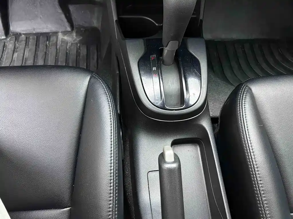 Honda Fit 2015 — фото 28