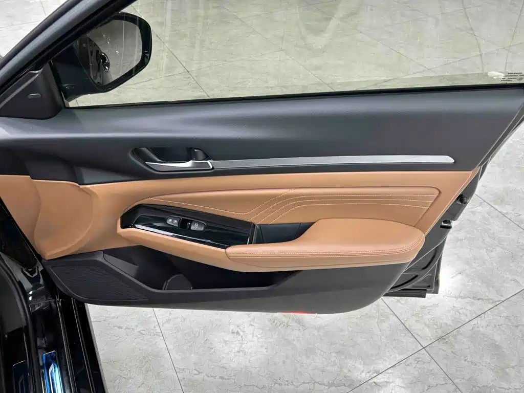 Nissan Teana 2023 — фото 12
