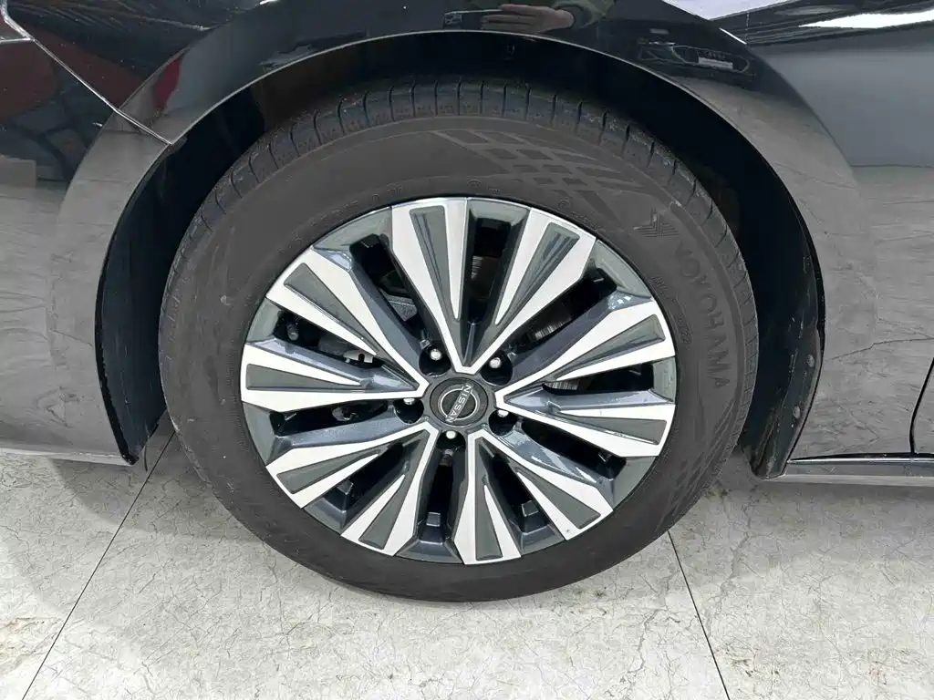 Nissan Teana 2023 — фото 19