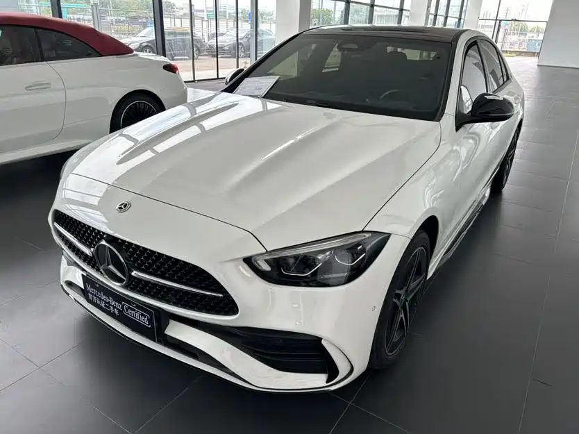 Mercedes-Benz C-Class 2023 — фото 1