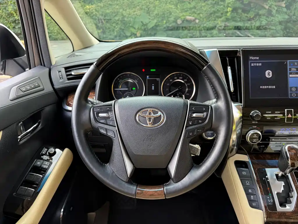 Toyota Alphard 2021 — фото 8