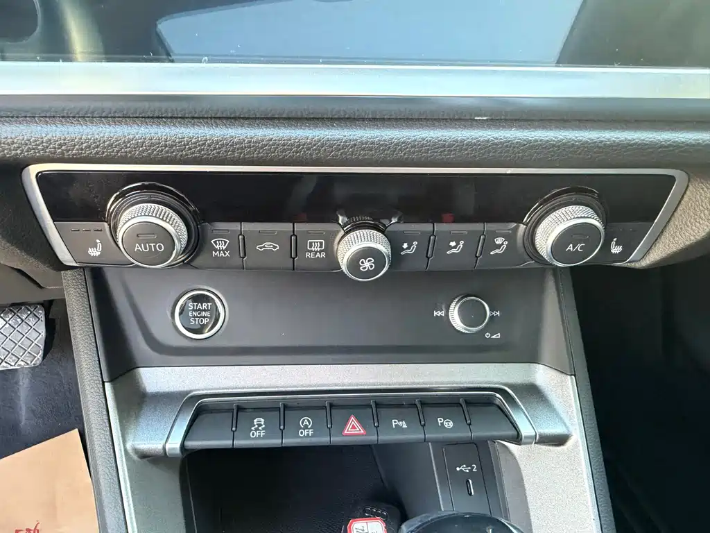 Audi Q3 2022 — фото 13