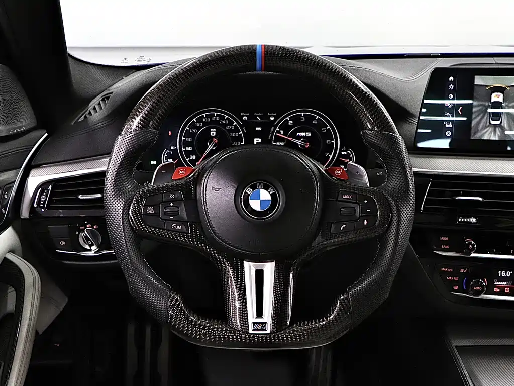 BMW M5 2019 — фото 10
