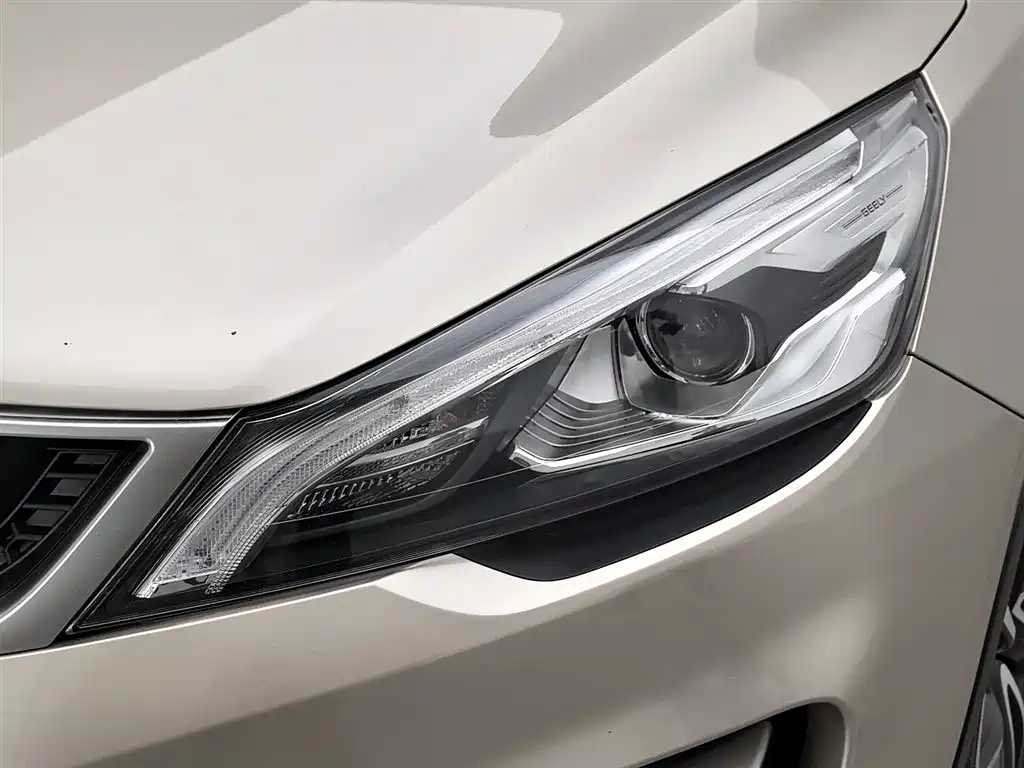 Geely Emgrand GS 2018