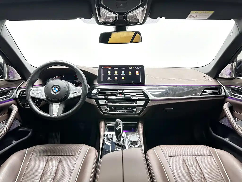 BMW 5 Series 2023 — фото 20
