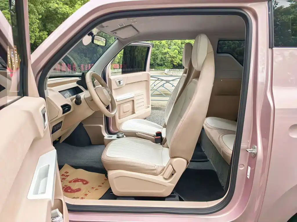 Geely Galaxy Panda 2025 — фото 10