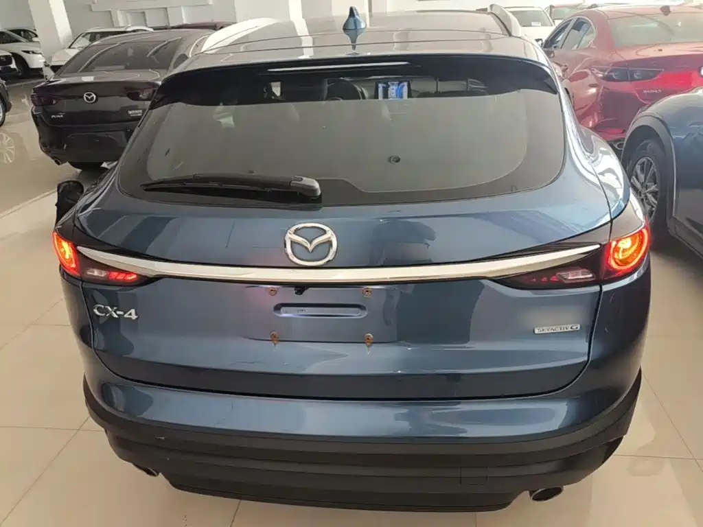 Mazda CX-4 2020