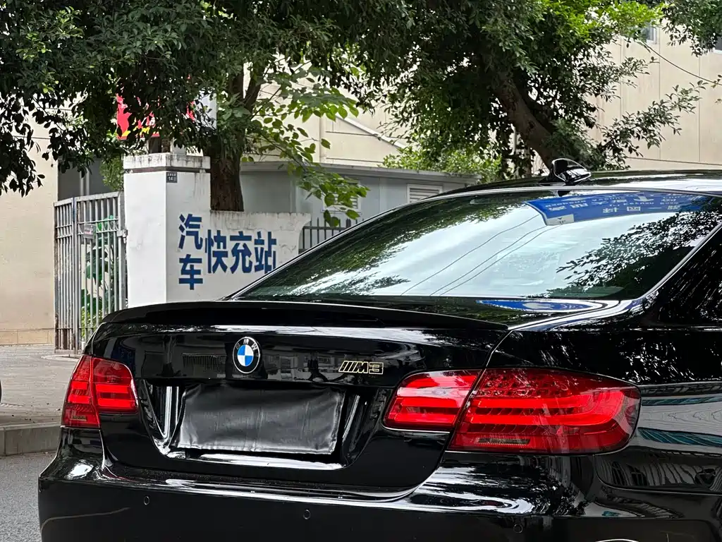 BMW M3 2012 — фото 19