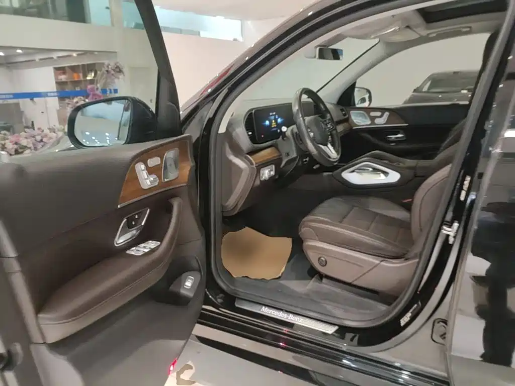 Mercedes-Benz GLE 2019 — фото 16