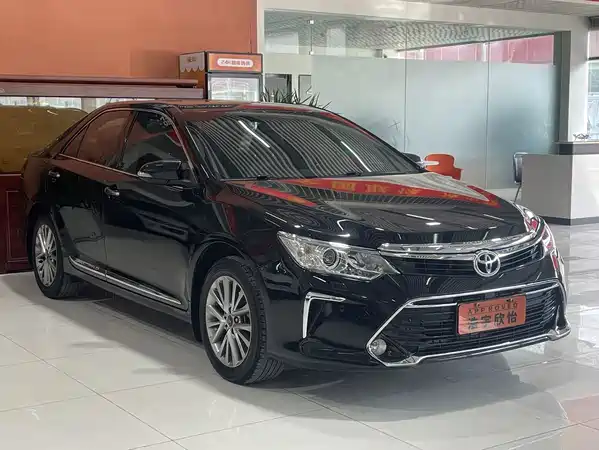 Toyota Camry 2016
